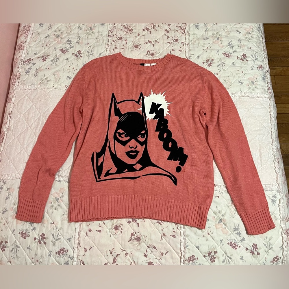 H&M Coral/Pink/Black KABOOM DCComics Batgirl Sweater Fleece Shirt Size XS